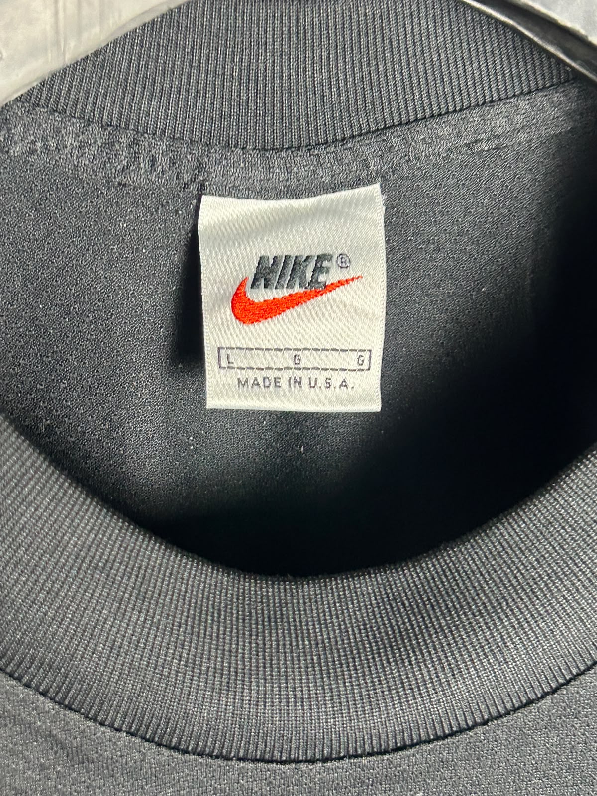 Nike Black Round Neck - Large