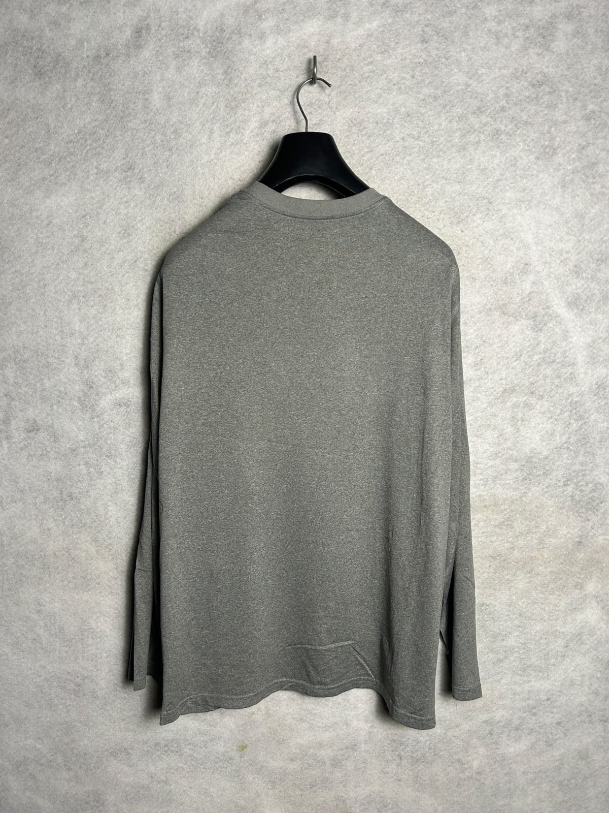 Nike Dri Fit Big W Round Neck Full Sleeves - XL