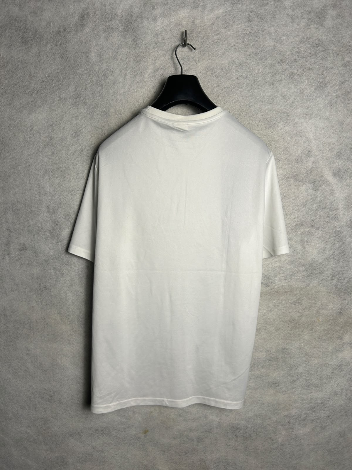 Adidas White Round Neck - Medium