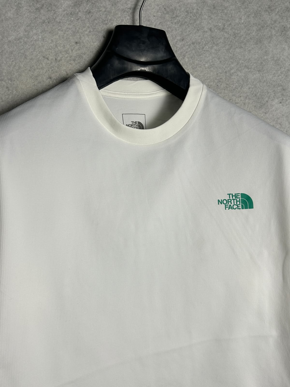 The North Face White Round Neck - Medium