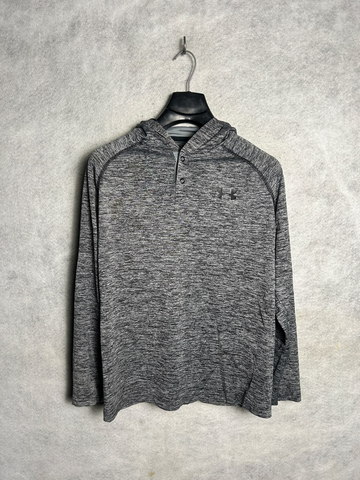 Under Armour Heat Gear Grey Full Sleeves Hoodie - SM
