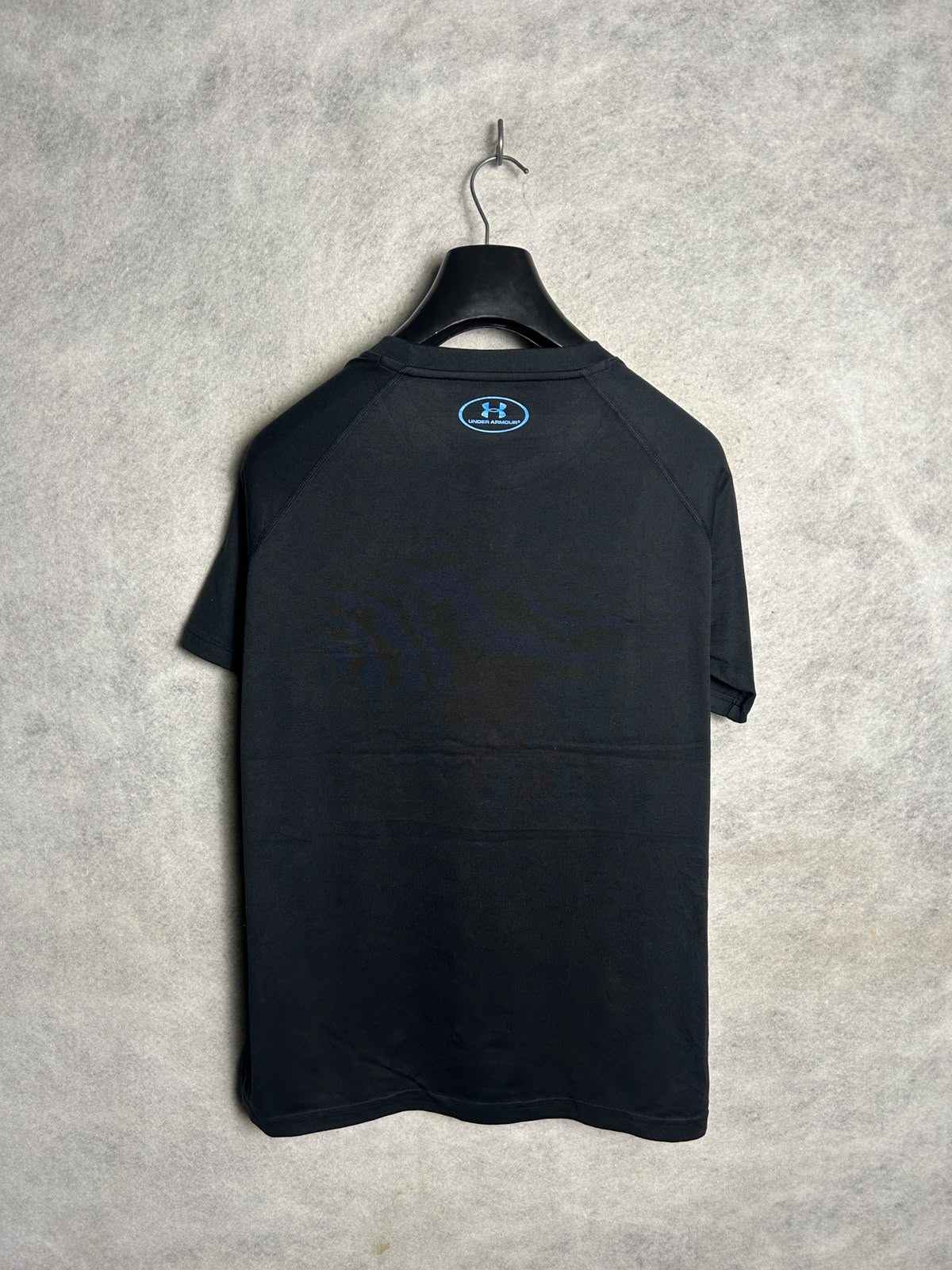 Under Armour Big Logo Black Round Neck - Medium