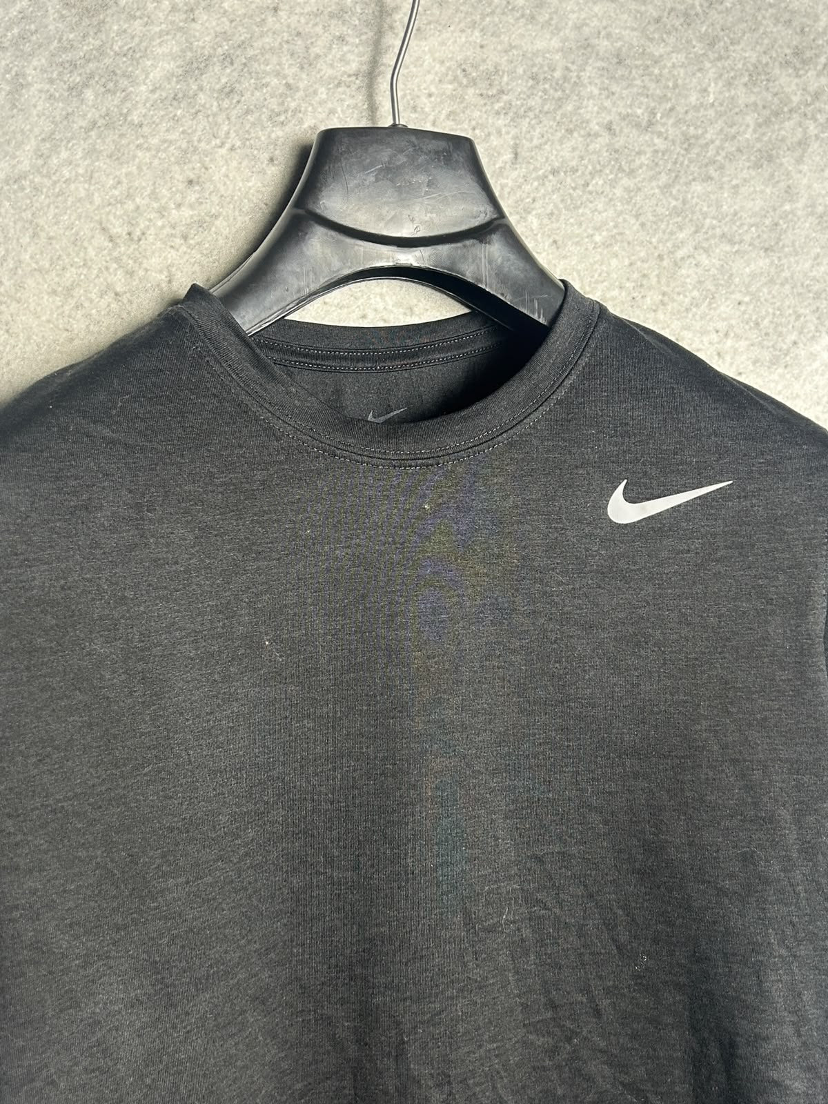 The Nike Tee Dri Fit Black Round Neck - O