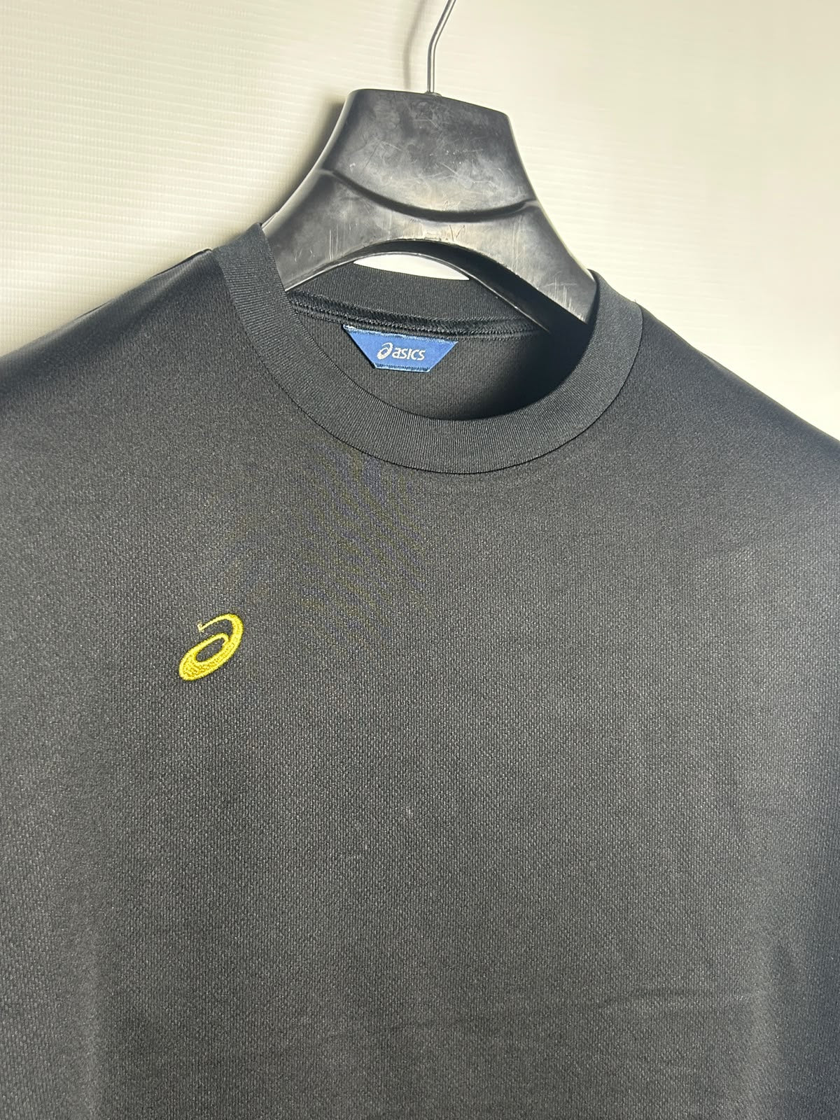 Asics Black Round Neck - Medium