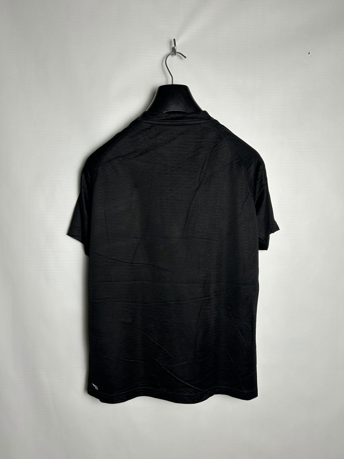 Puma Black Round Neck - Small