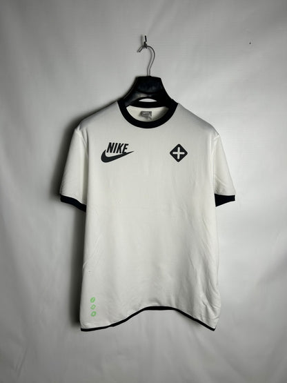 Nike Dri Fit White Round Neck - Large