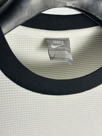 Nike Dri Fit White Round Neck - Large