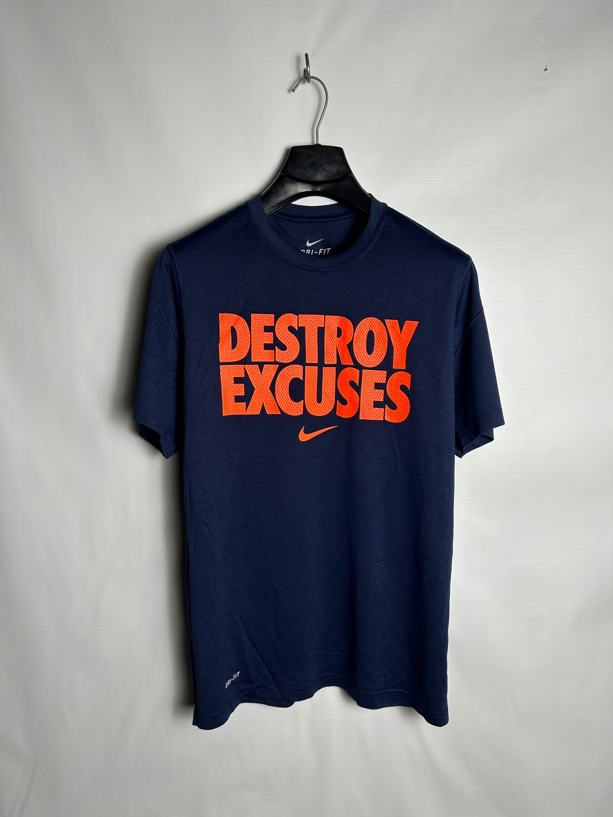 Nike Dri Fit Big Logo Destroy Excuses Round Neck - Large