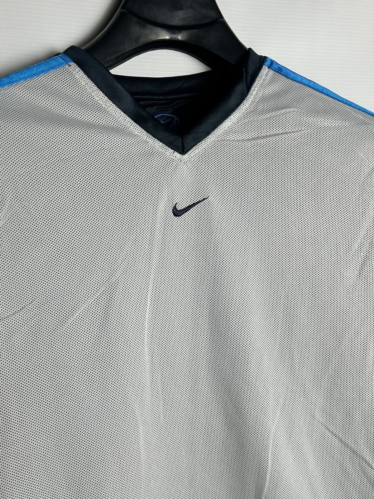 Nike Grey V Neck - Small