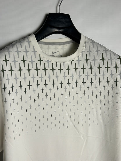 Nike Dri Fit White Printed Round Neck - Large