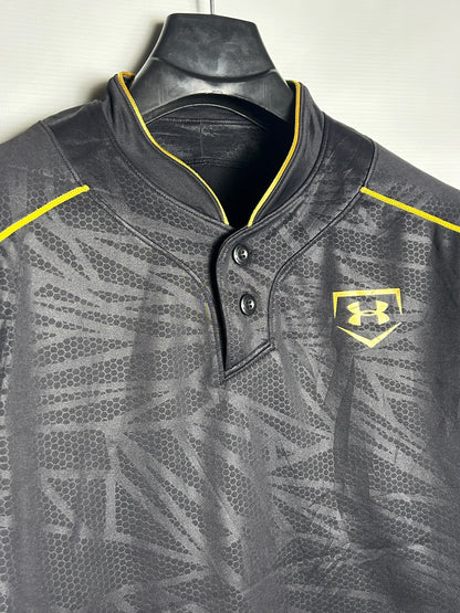 Under Armour Black With Yellow Lines Polo - Large