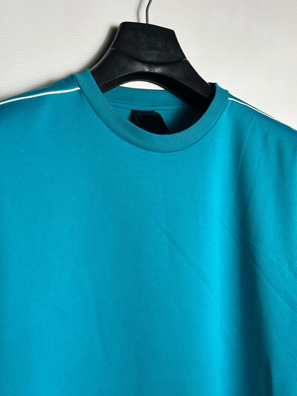 Adidas Round Neck - Medium