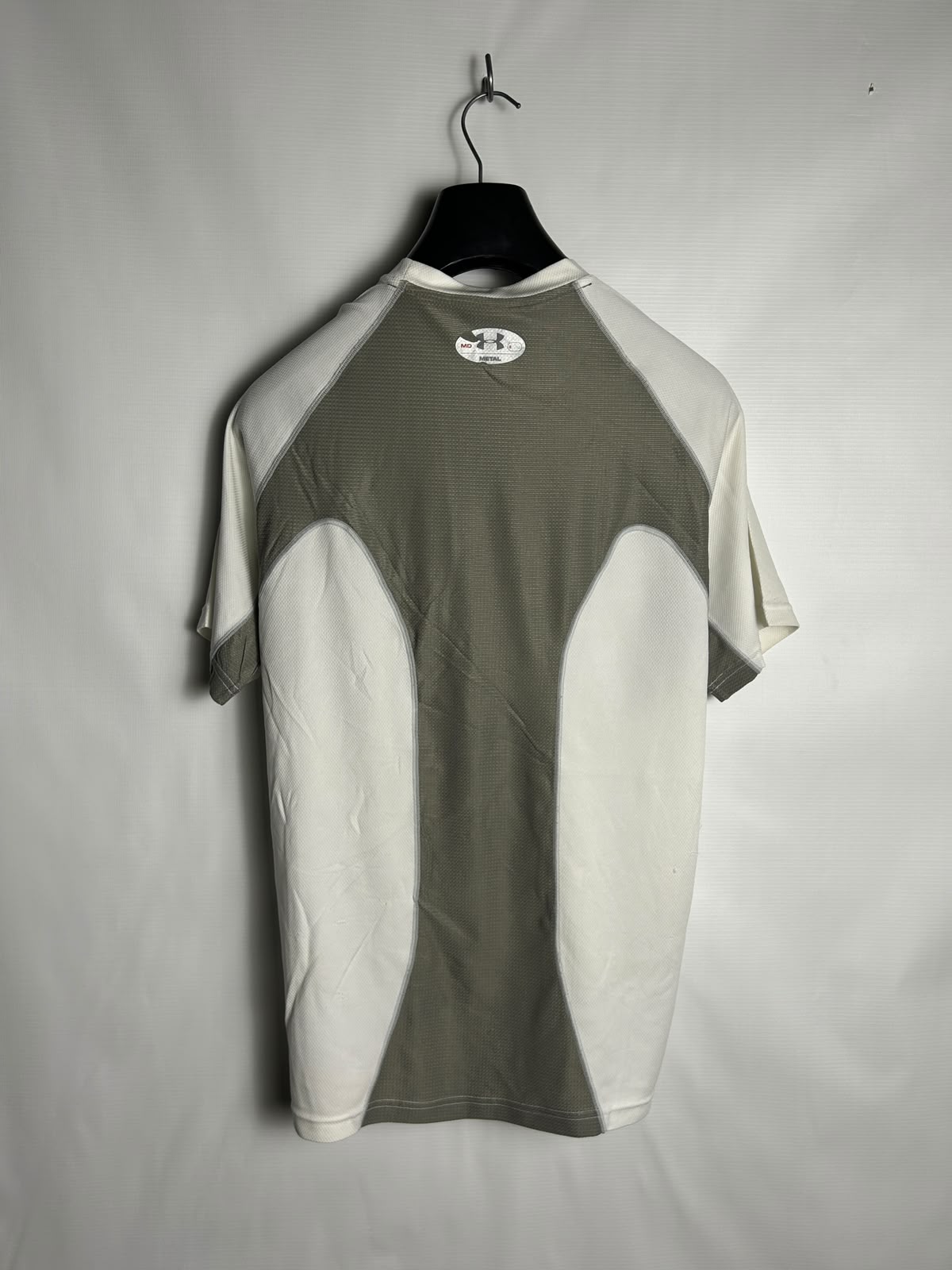 Under Armour White Round Neck - Large