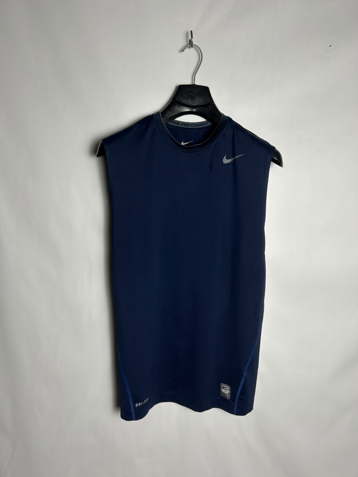 Nike Pro Combat Dri Fit Blue Round Neck - XL