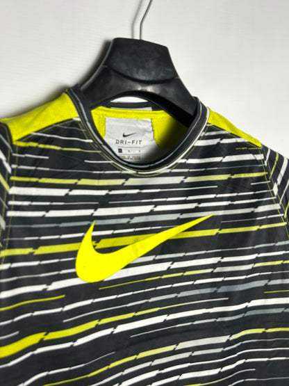 Nike Dri Fit Round Neck - Large