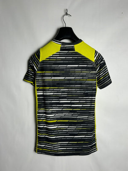 Nike Dri Fit Round Neck - Large