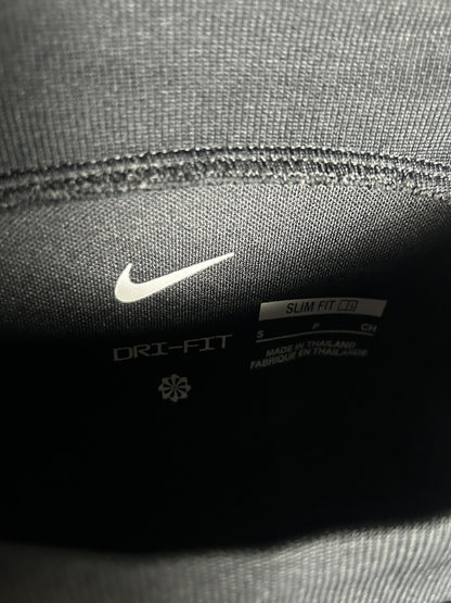 Nike Dri Fit Black Round Neck - Large