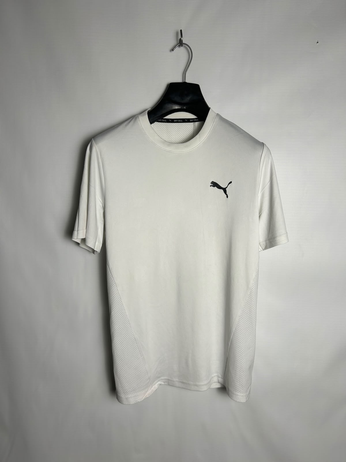 Puma White Round Neck - Medium