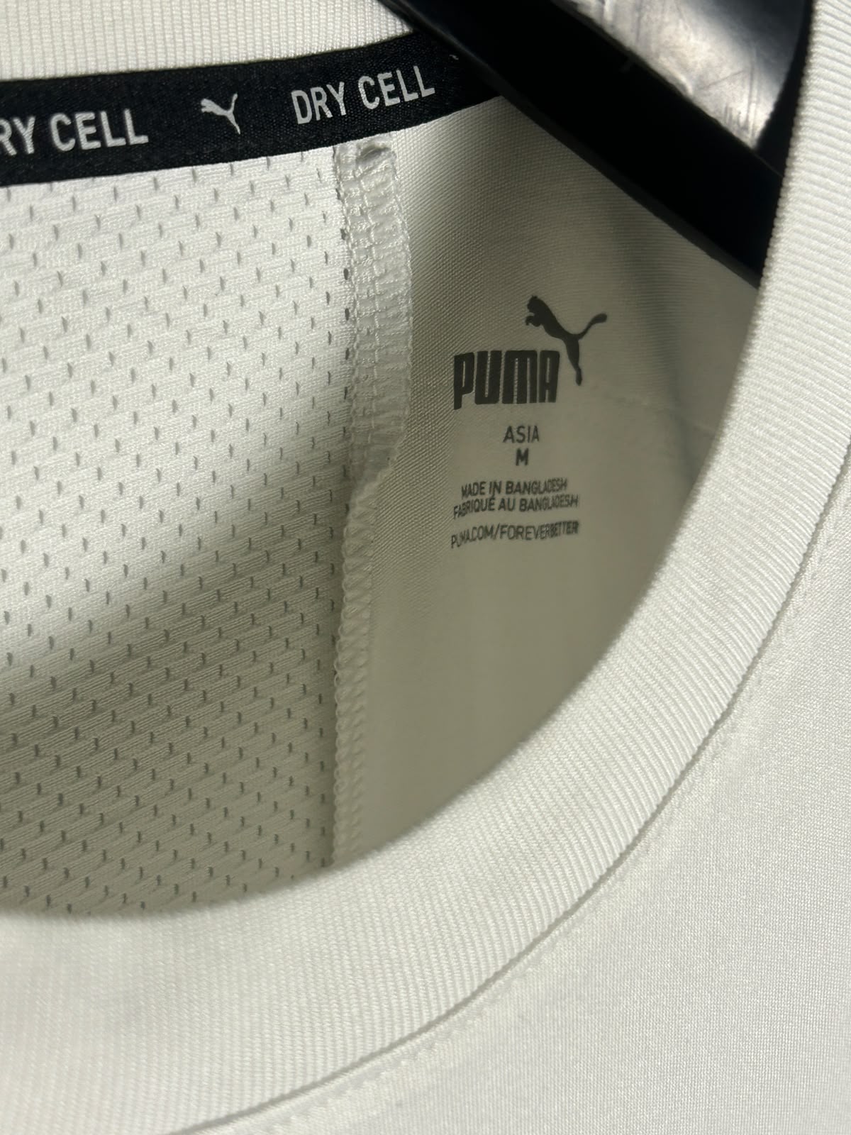 Puma White Round Neck - Medium