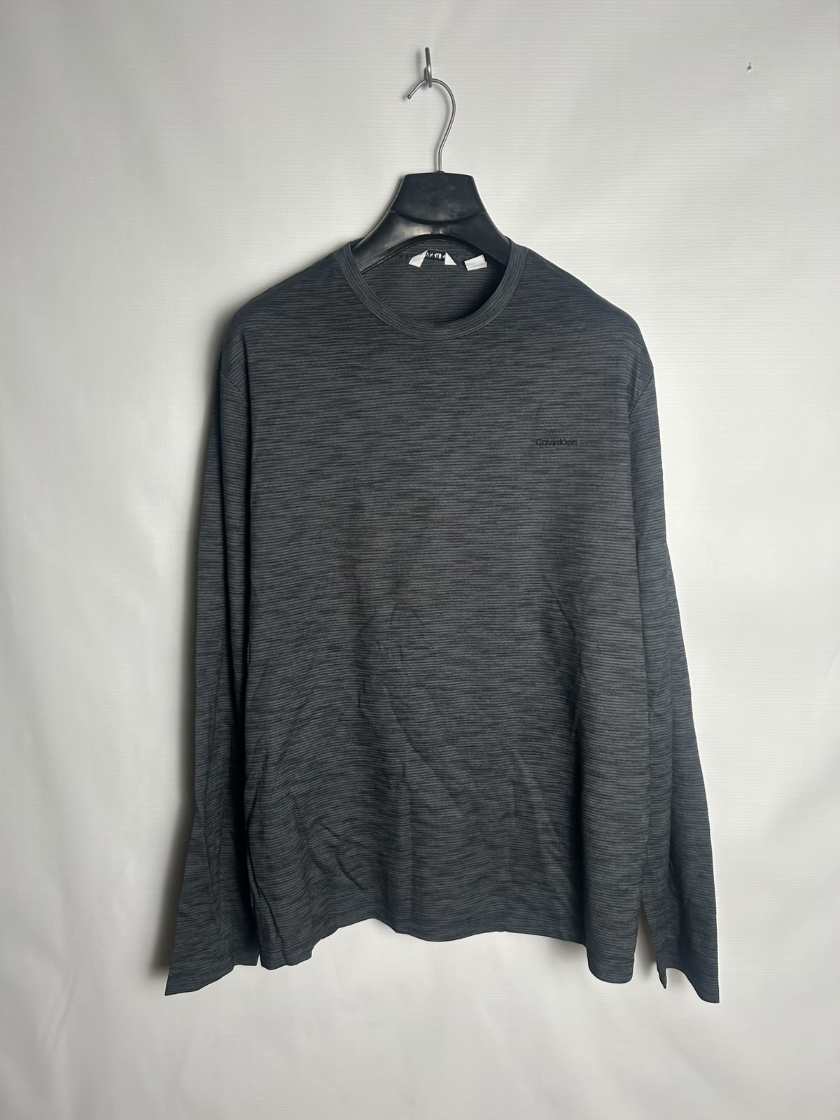 Calvin Klein Grey Full Sleeves Round Neck - XL