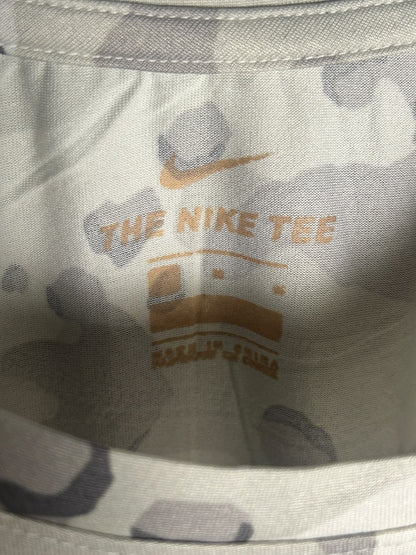 The Nike Tee Army Print Round Neck - Medium