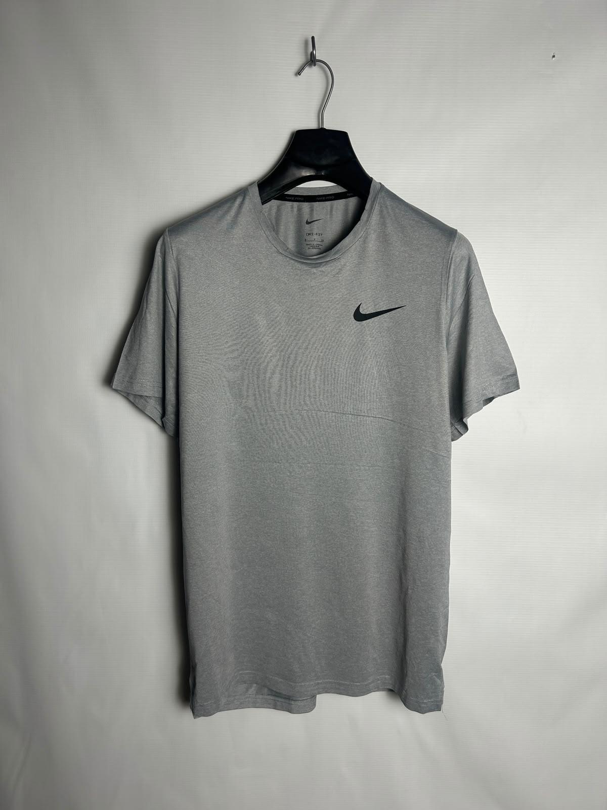 Nike Dri Fit Grey Round Neck - Small