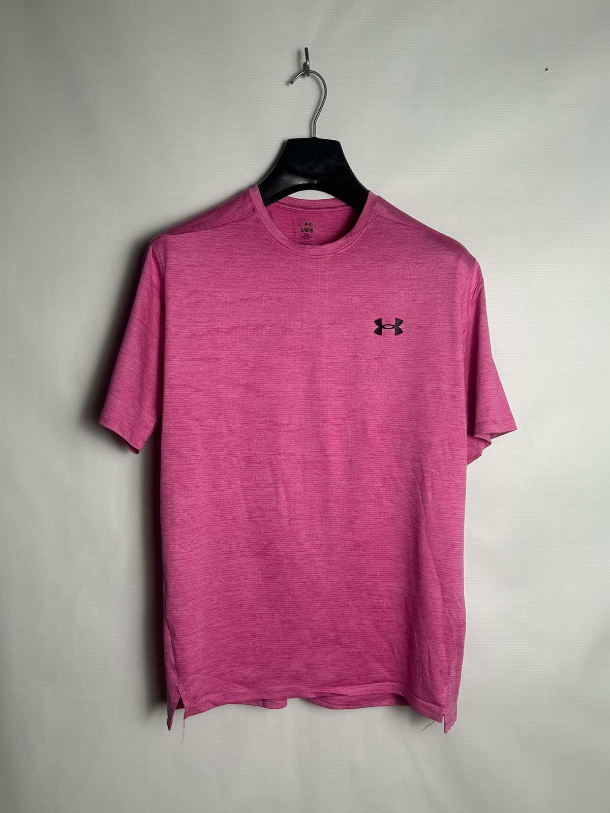 Under Armour Pink Round Neck - Large