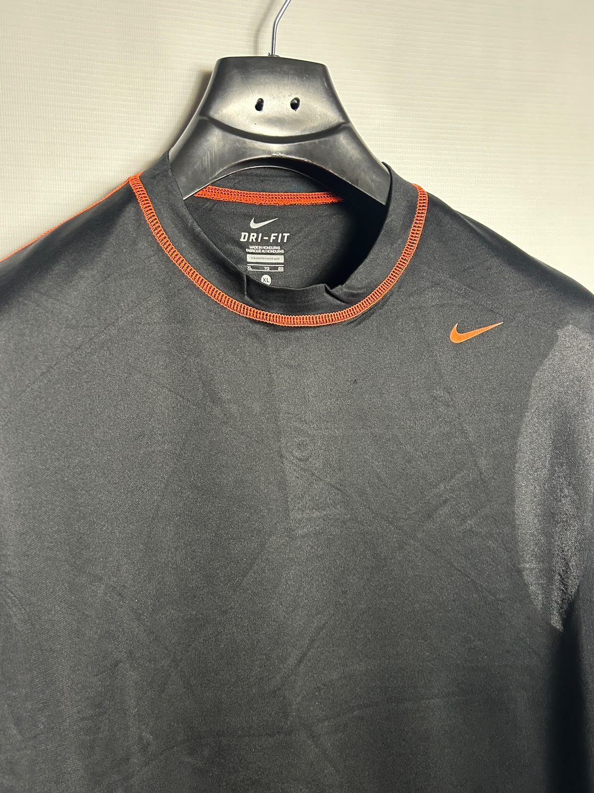 Nike Dri Fit Black Round Neck - XL