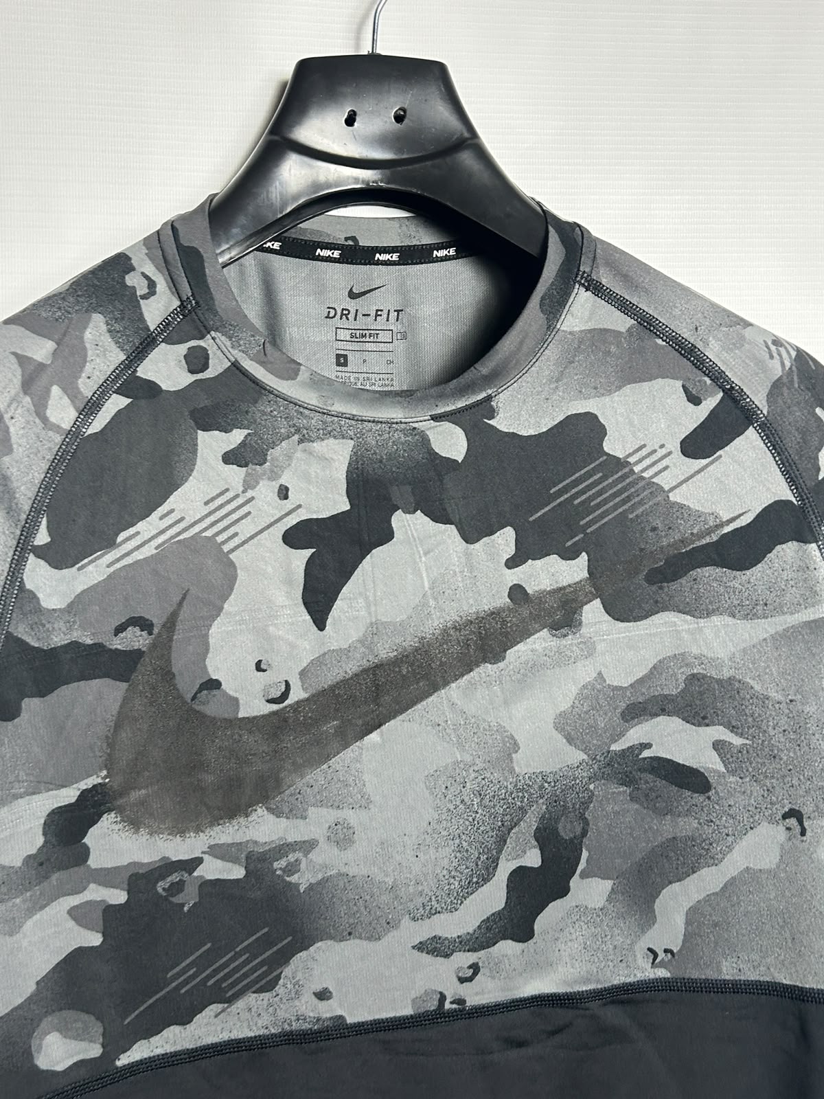 Nike Dri Fit Printed Round Neck - Small