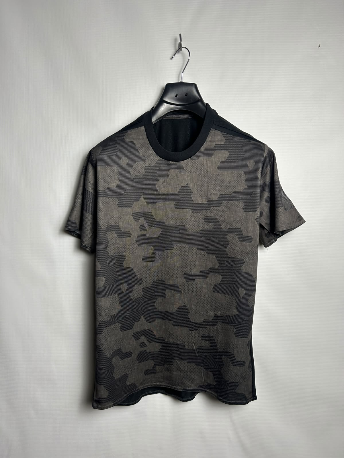 Adidas Climacool Printed Roud Neck - Small