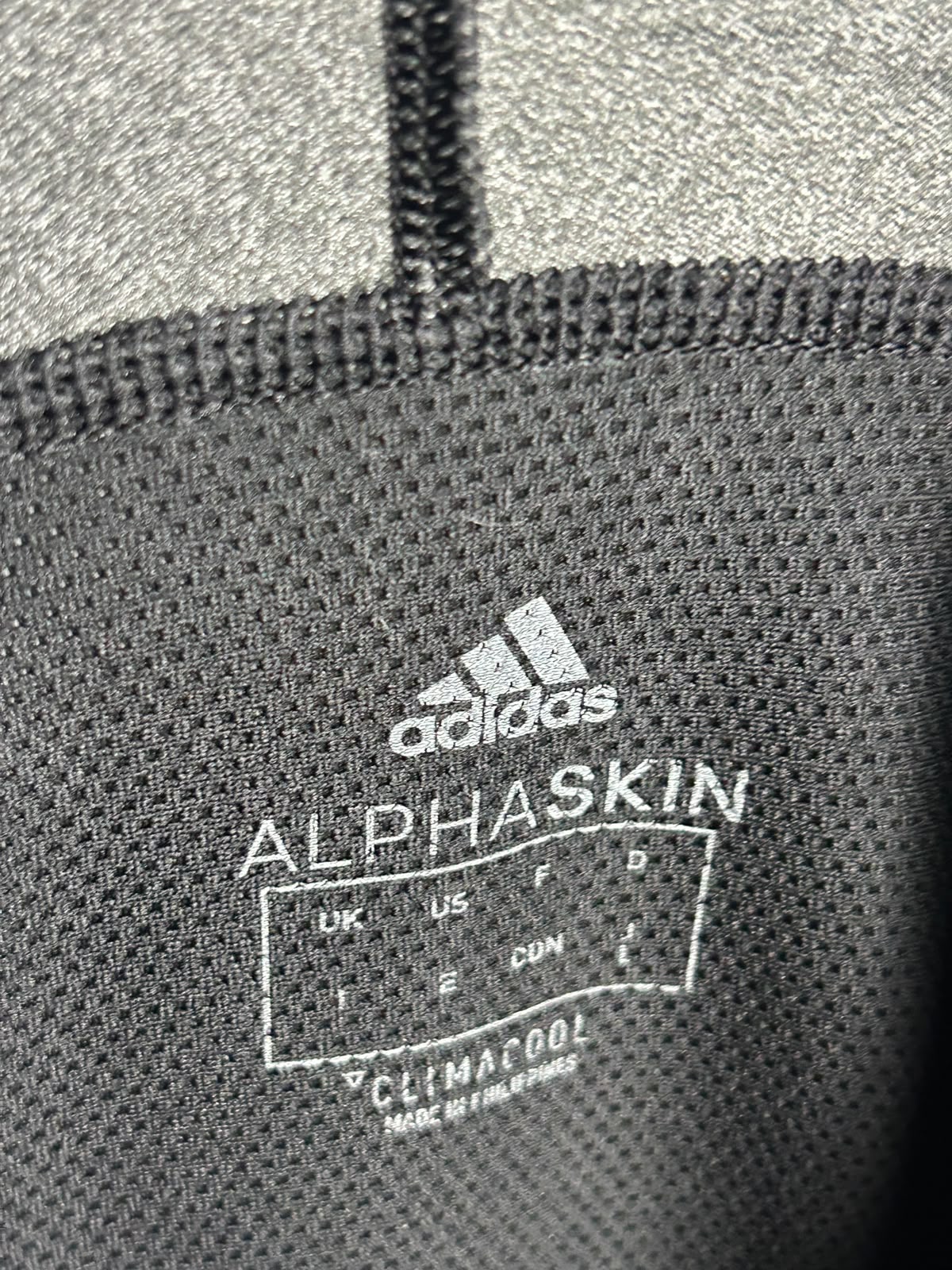 Adidas Climacool Grey Roud Neck - Large