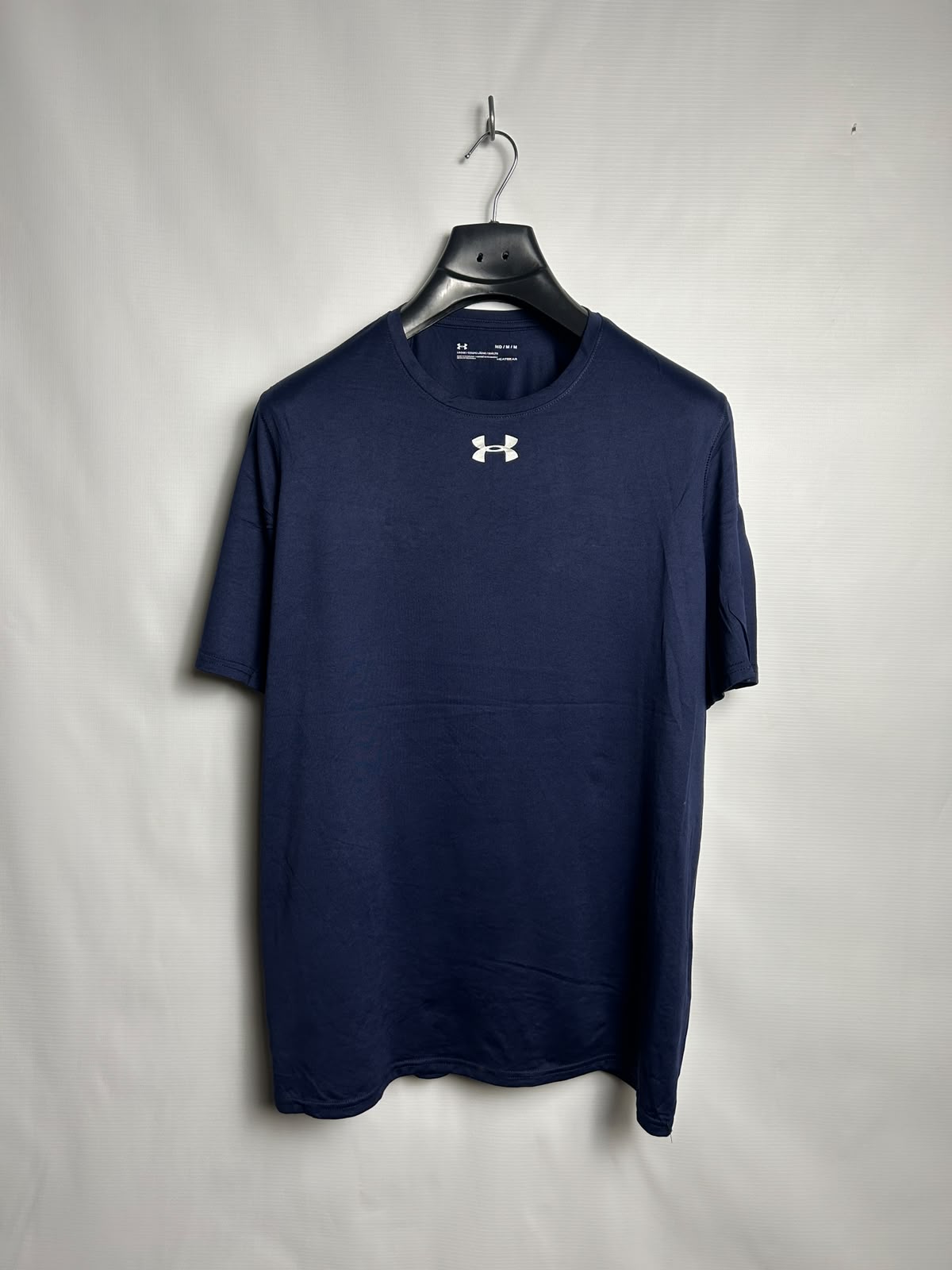 Under Armour Heat Gear Blue Round Neck - Medium