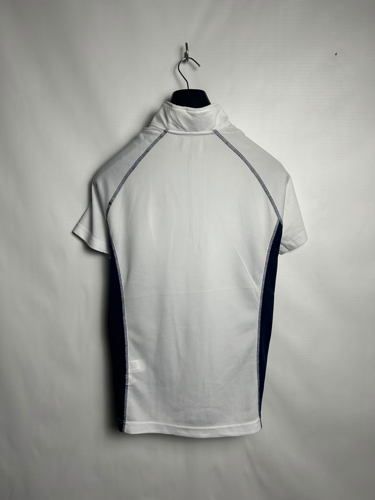 Fila White Half Zip Round Neck - Medium