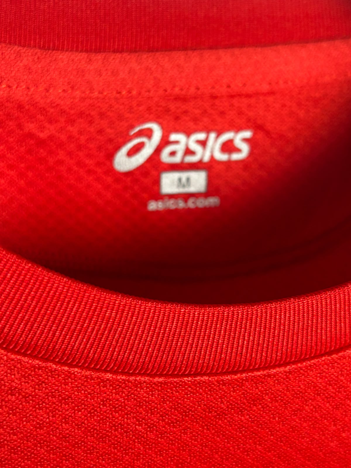 Asics Red Round Neck - Medium