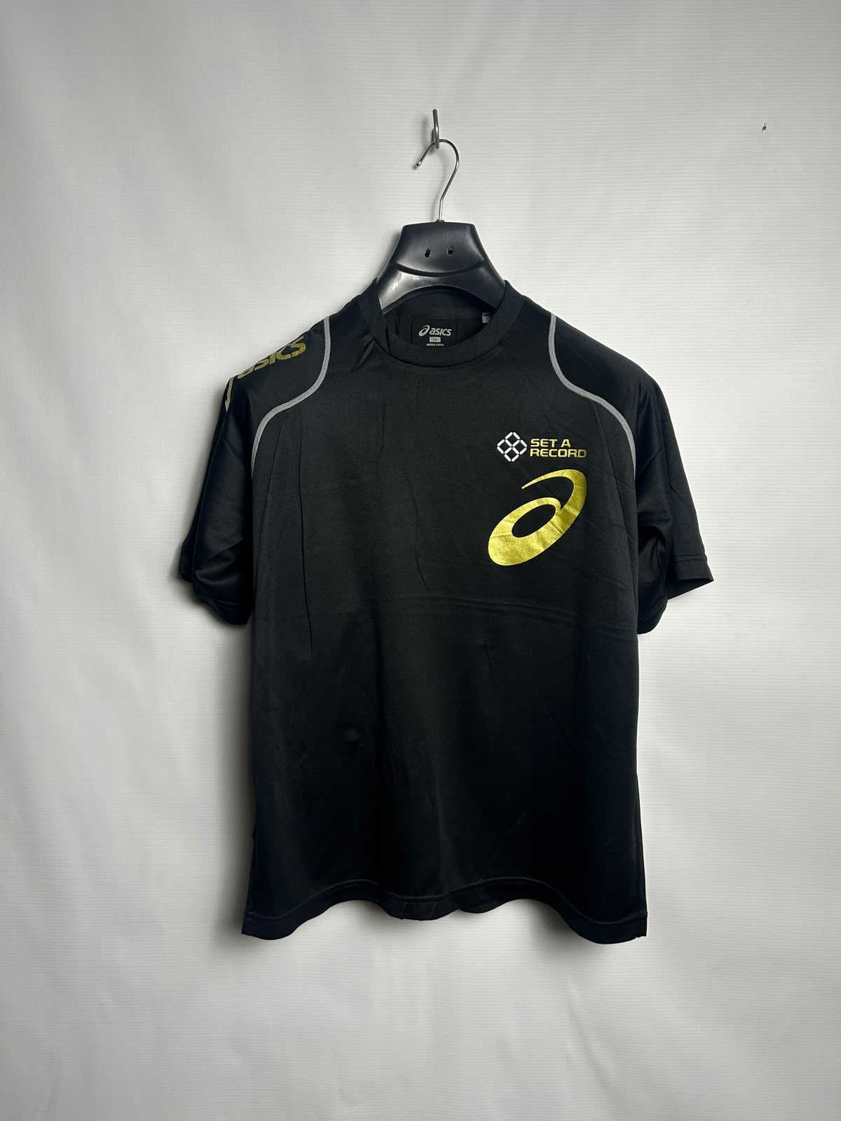 Asics Black Set A Record Round Neck - Medium