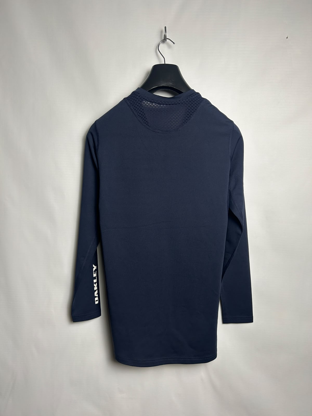 Oakley Blue Full Sleeves Round Neck - XL