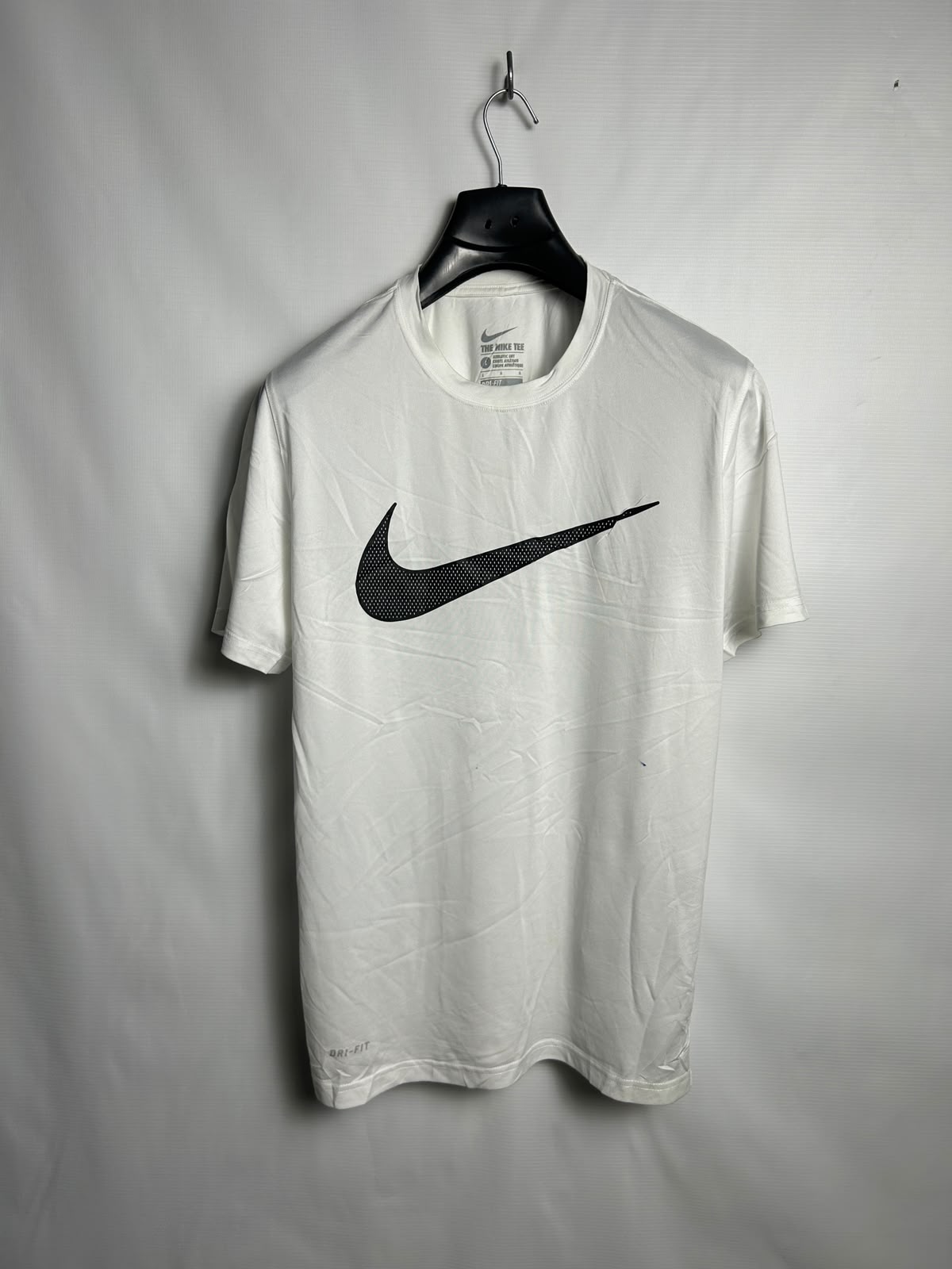 The Nike Tee Big Logo Dri Fit White Round Neck - Large