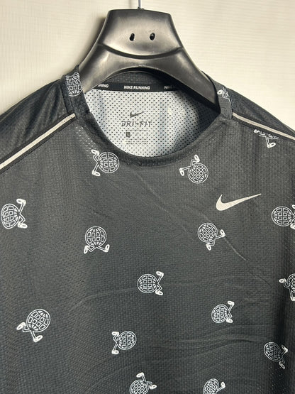 Nike Dri Fit Printed Round Neck - Large