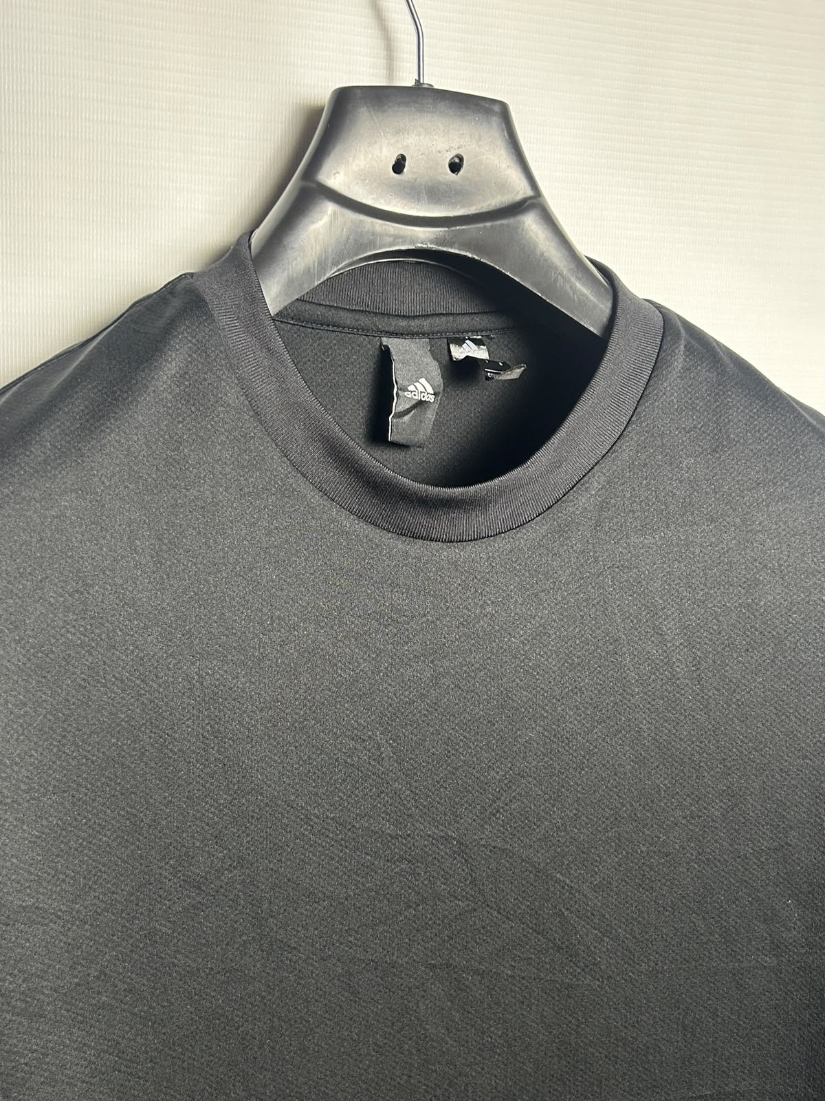 Adidas Black Round Neck - Medium