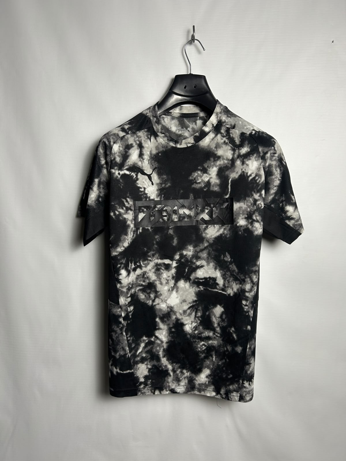 Puma Printed Round Neck - Medium