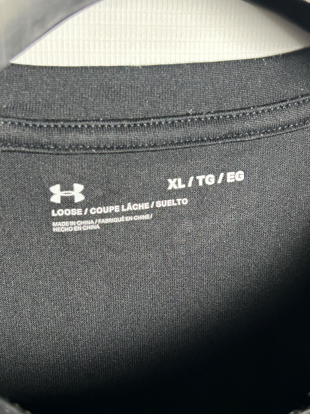 Under Armour Black Round Neck - XL