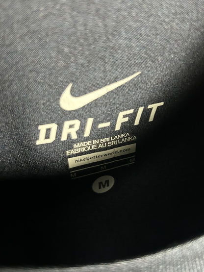 Nike Dri Fit Round Neck - Medium