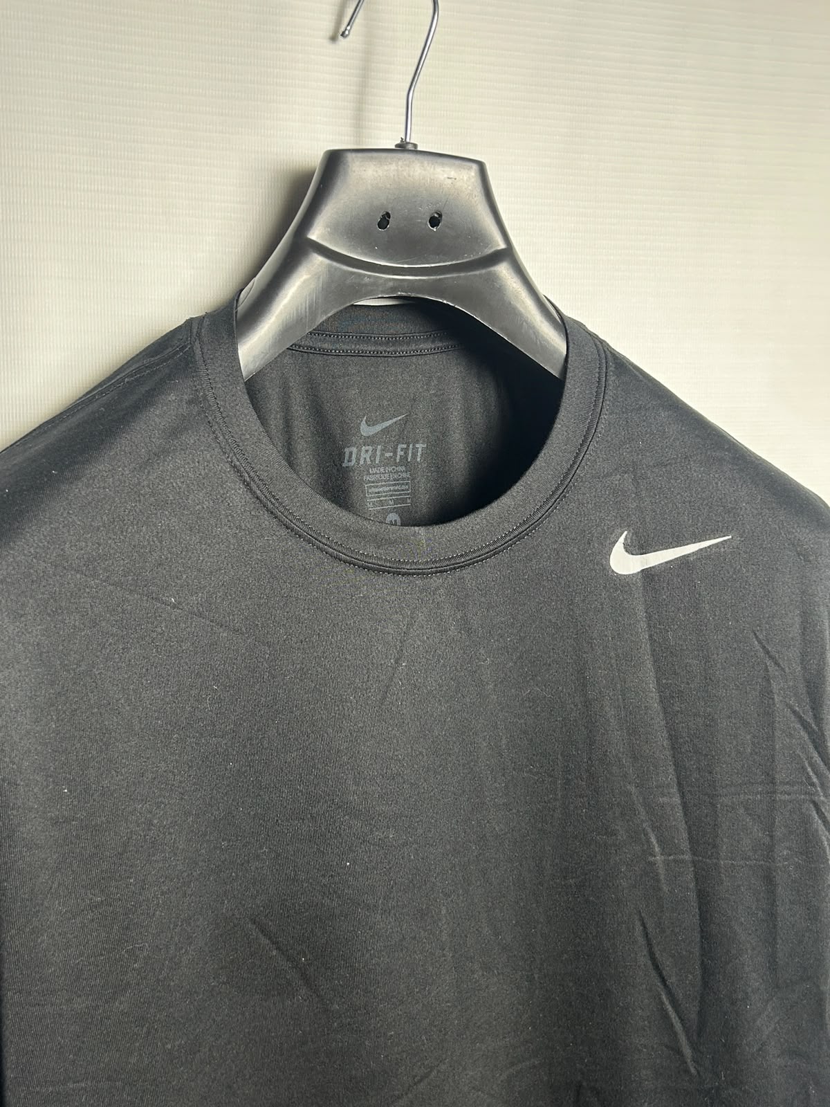 Nike Dri Fit Black Round Neck - Medium