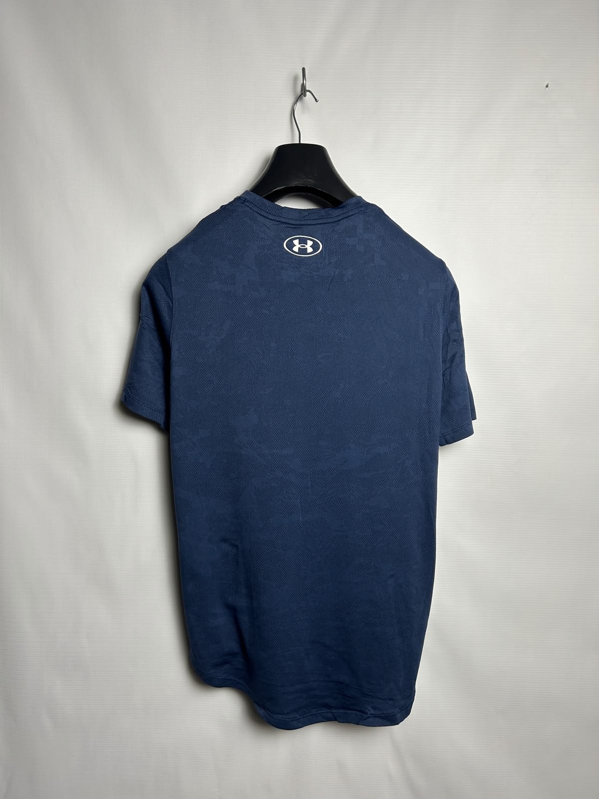 Under Armour Blue Round Neck - Small