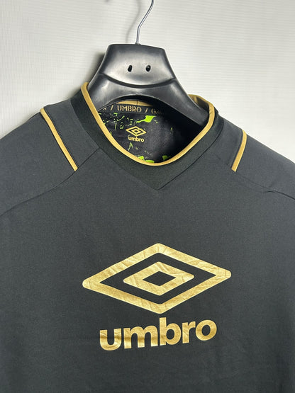 Umbro Big Logo Full Sleeves Round Neck - Large