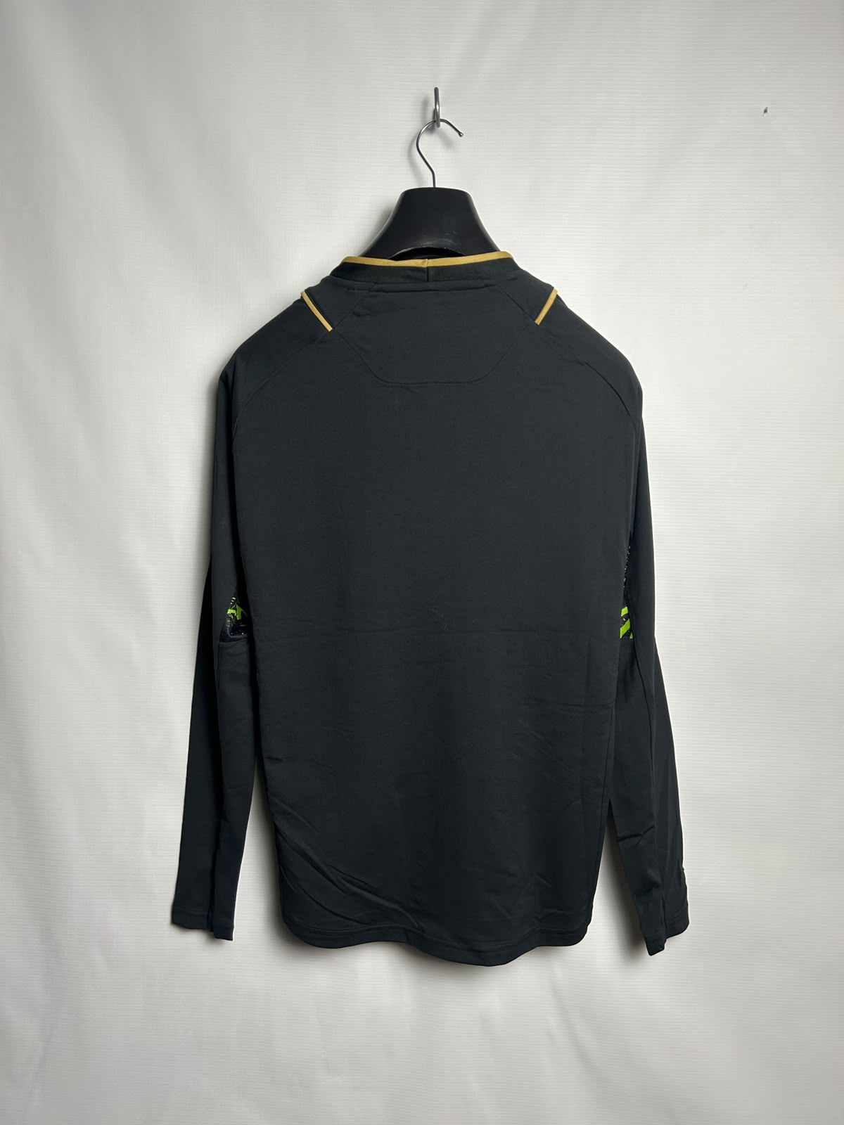 Umbro Big Logo Full Sleeves Round Neck - Large