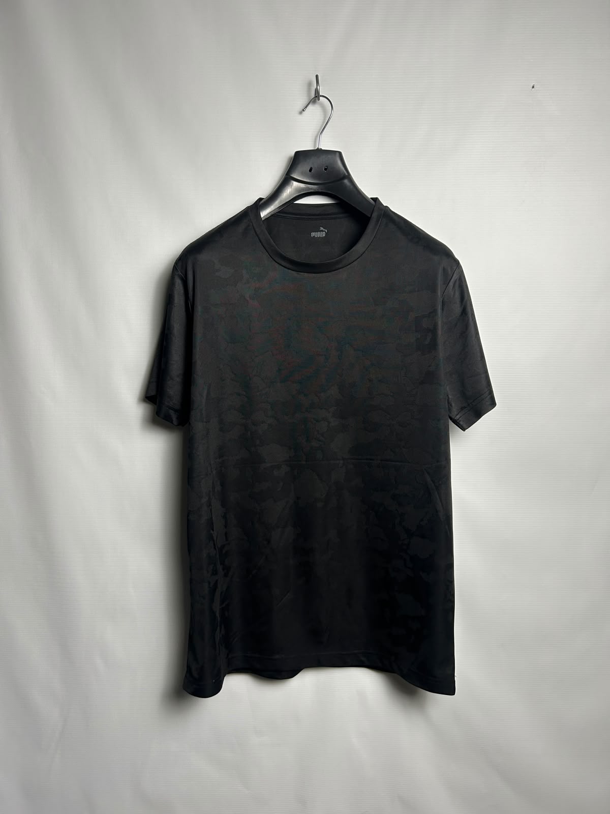 Puma Black Round Neck - Medium