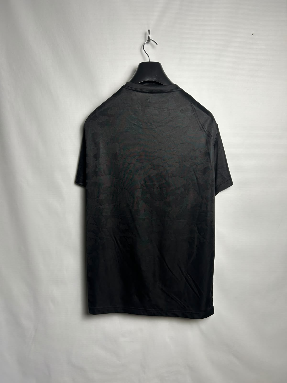 Puma Black Round Neck - Medium