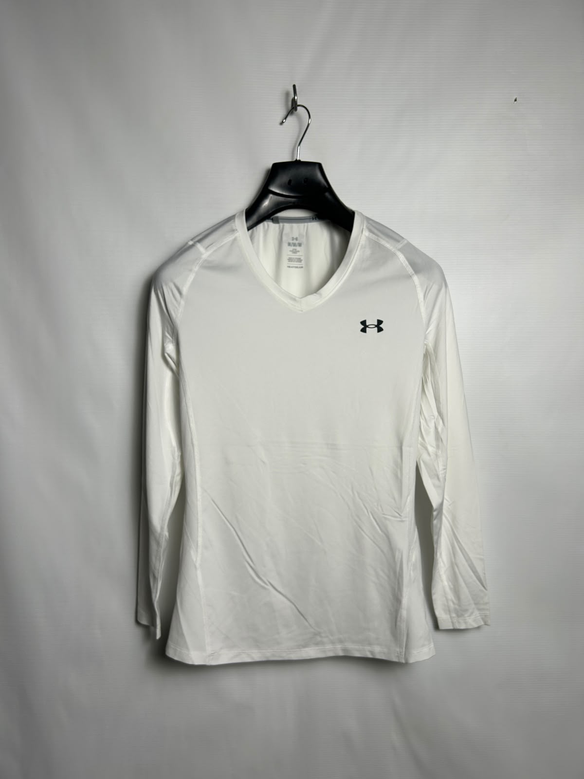 Under Armour Heat Gear White Full Sleeves V Neck - Medium
