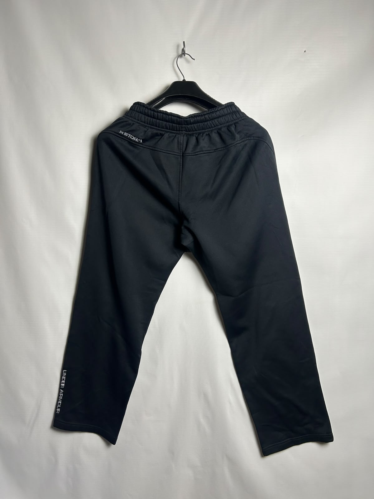 Under Armour Black - Medium